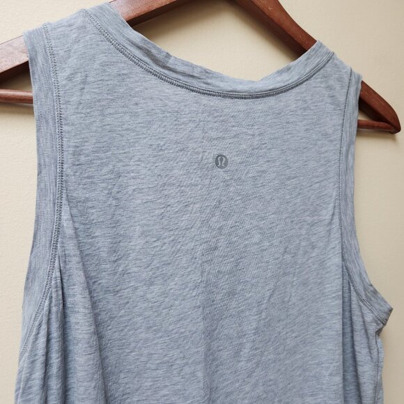Lululemon grey tank top - Picture 4 of 4